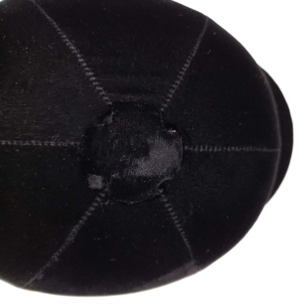 Black Velvet Riding Hat - Picture 4 of 8